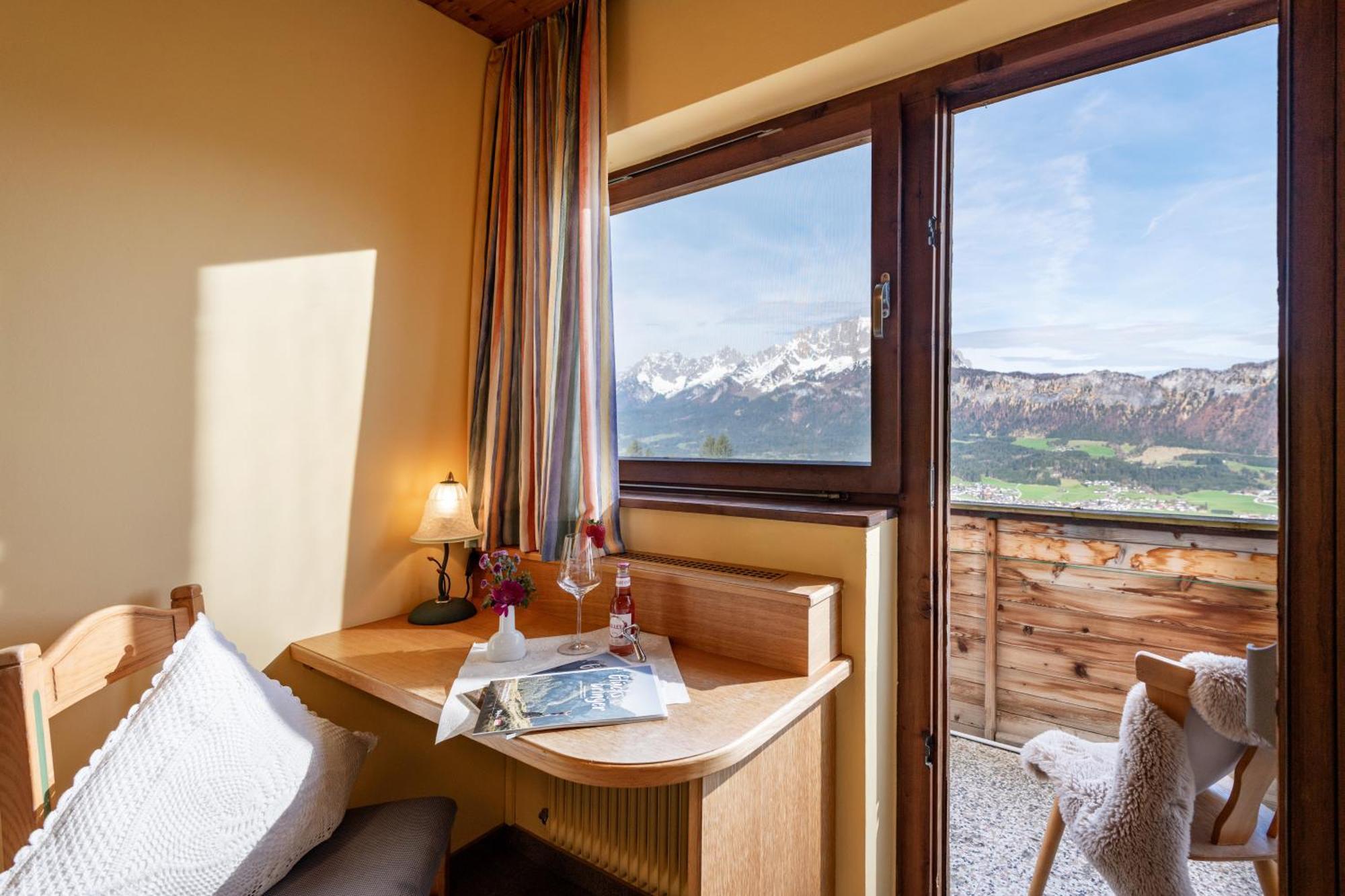 Hochfeldalm Hotel Sankt Johann in Tirol Exterior photo